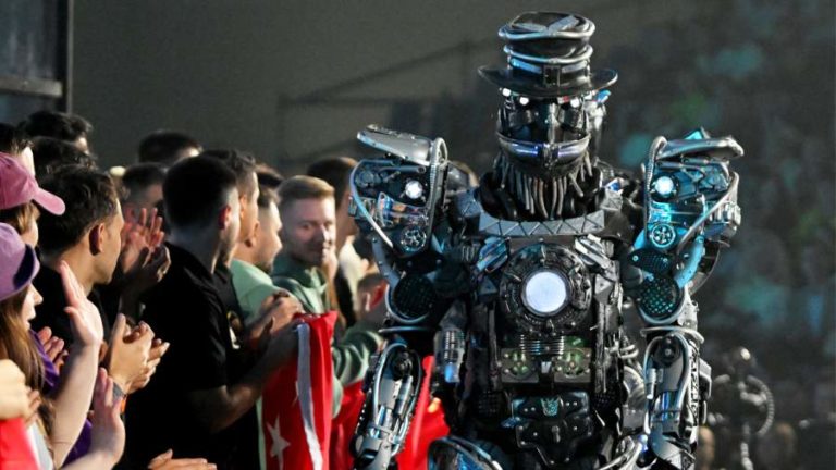 В Подмосковье прошел отборочный этап чемпионата «Битва роботов»